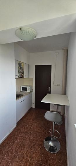 Apartament cu 2 camere decomandat în Militari