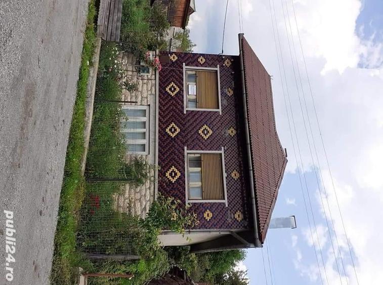 Casă cu 4 camere în Mărgău