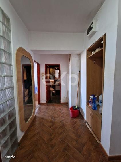 Apartament cu 2 camere decomandat în Central