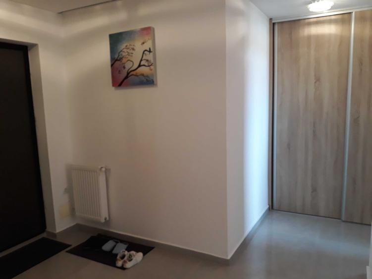 Apartament cu 2 camere decomandat în Borhanci
