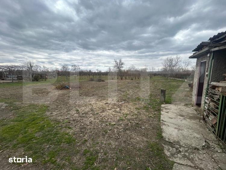 Casă cu 3 camere cu Teren 2700 Mp în Gura Ocniței