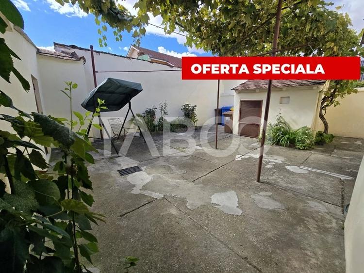 Casă cu 4 camere cu Teren 237 Mp în Central