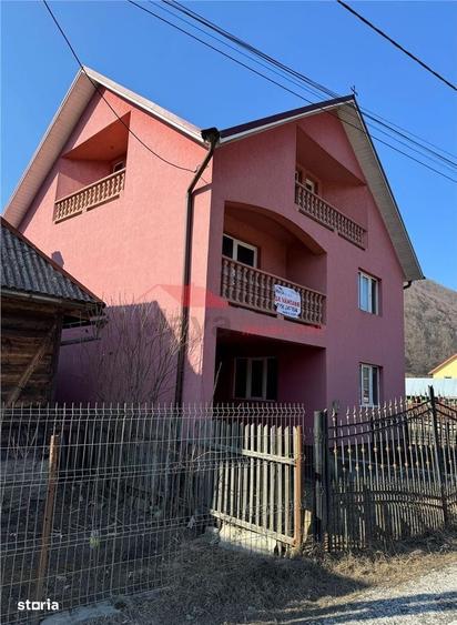 Casă cu 4 camere în Bichigiu