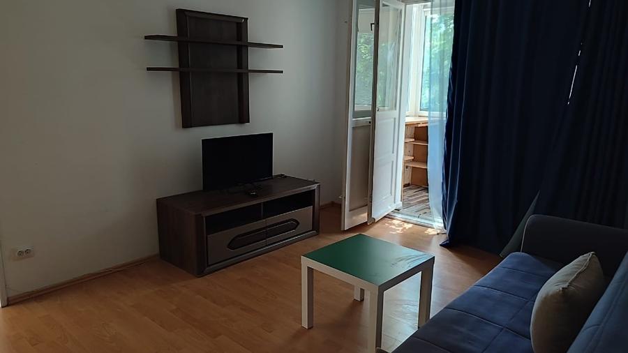 Apartament cu 2 camere semidecomandat, mobilat în Drumul Taberei