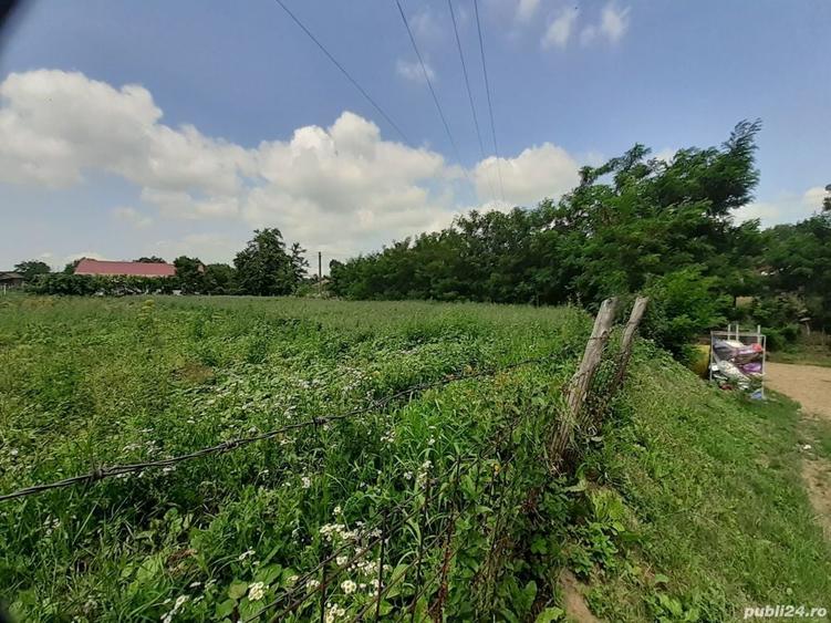 Teren de 1948 mp, în Brăești