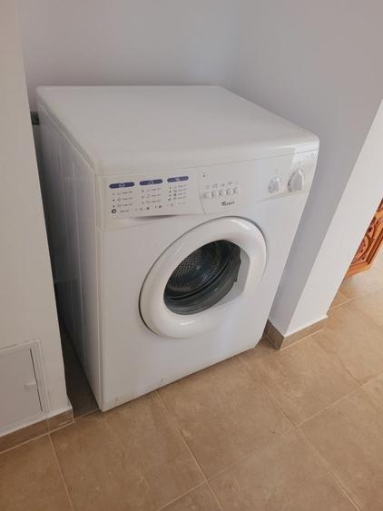 Apartament cu 3 camere decomandat în Politehnica