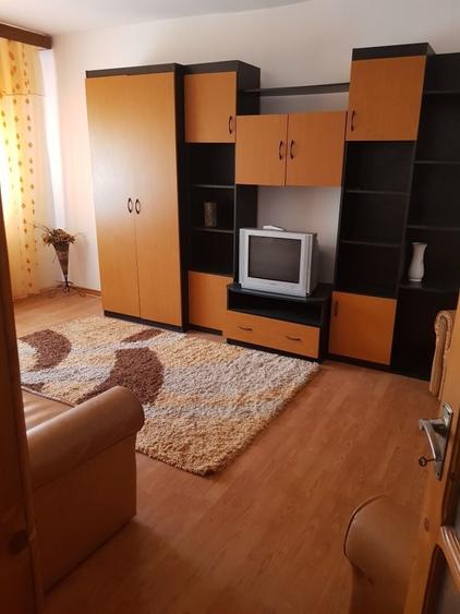 Apartament cu 2 camere decomandat în Brăilei