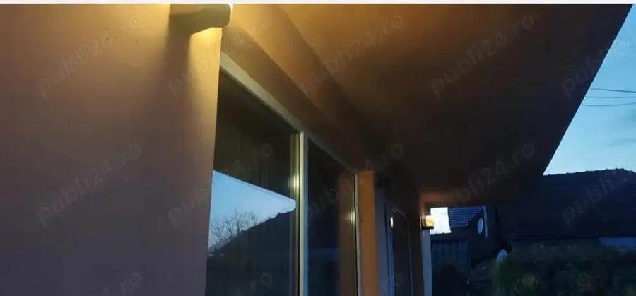 Casă cu 5 camere cu Teren 120 Mp în Teiu
