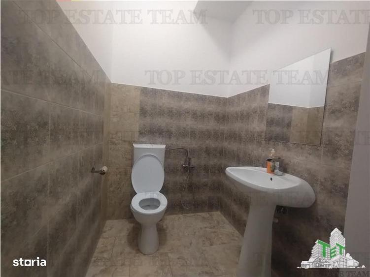 Spațiu comercial, de 520 mp, în Cățelu