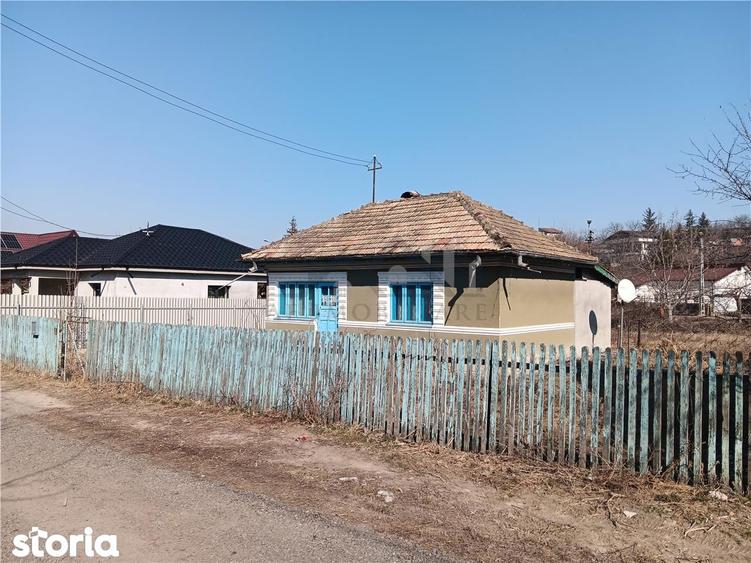 Teren de 800 mp, în Bucium