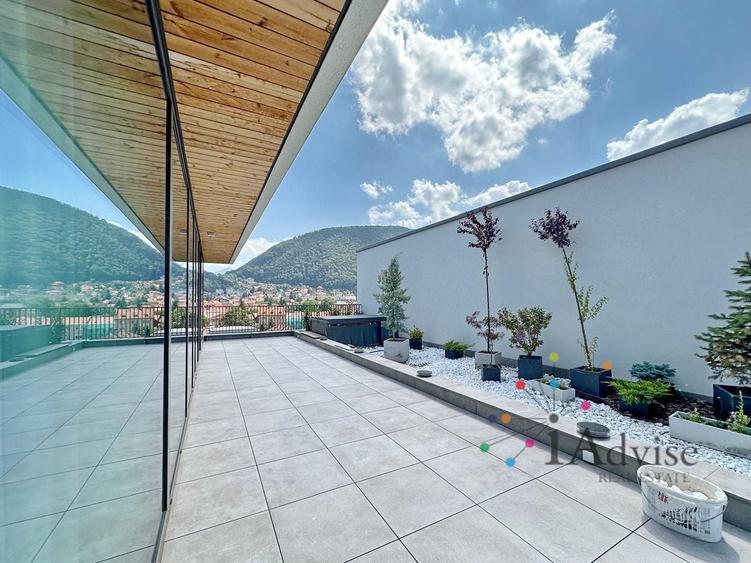 Apartament cu 3 camere decomandat, mobilat în Central