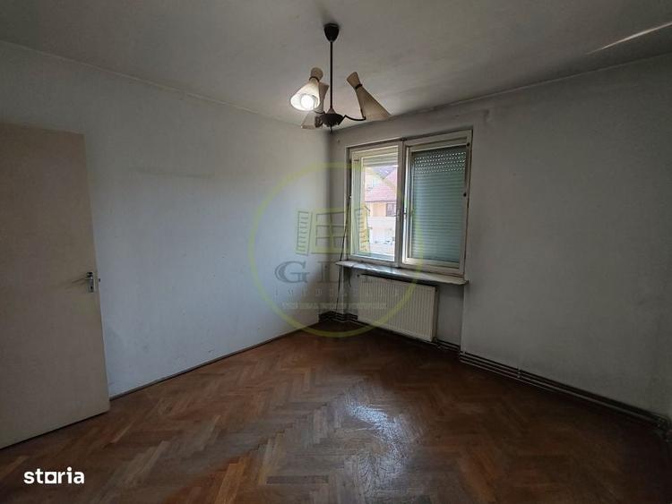 Apartament cu 3 camere decomandat în Ștrand