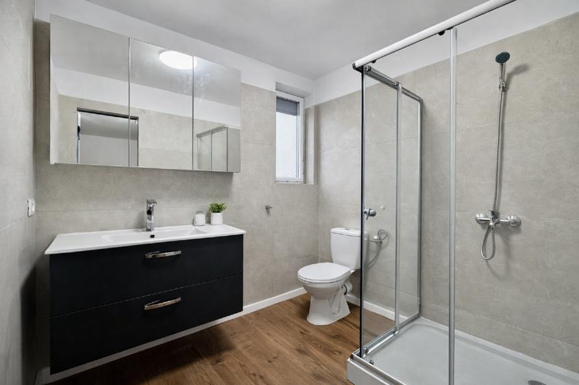 Duplex cu 4 camere cu Canalizare în Tunari