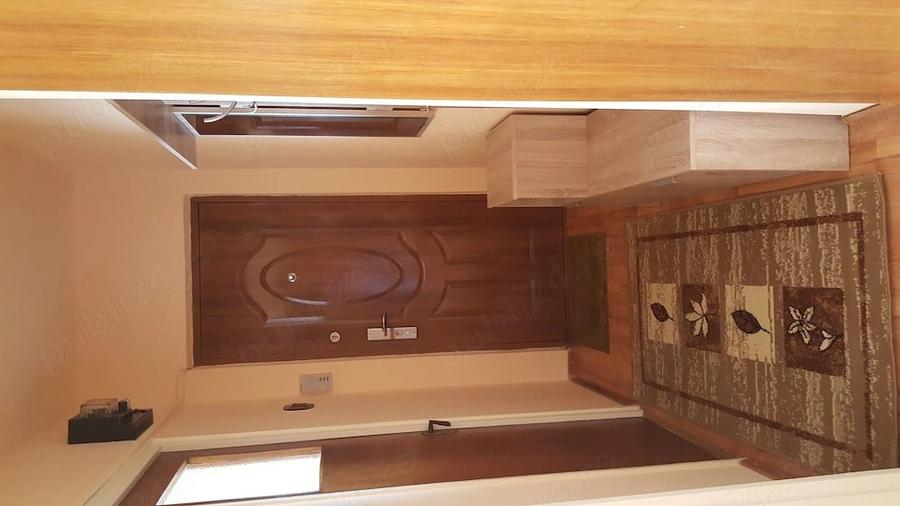 Apartament cu 2 camere semidecomandat în Griviței