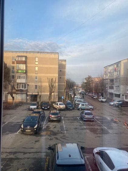 Apartament cu 2 camere decomandat în Smeura