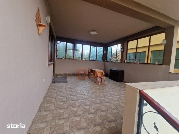 Casă cu 7 camere cu Teren 1500 Mp în Bucovăț