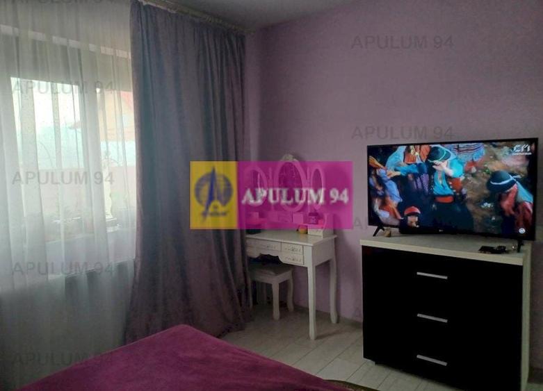 Casă individuală cu 2 camere decomandat cu Canalizare în Săbăreni