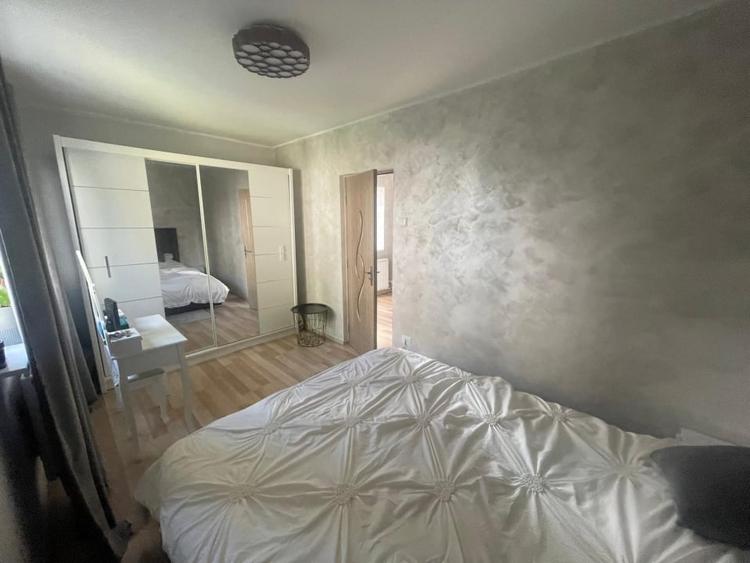 Apartament cu 2 camere, etajul 1, zona Craiovita Noua - 3