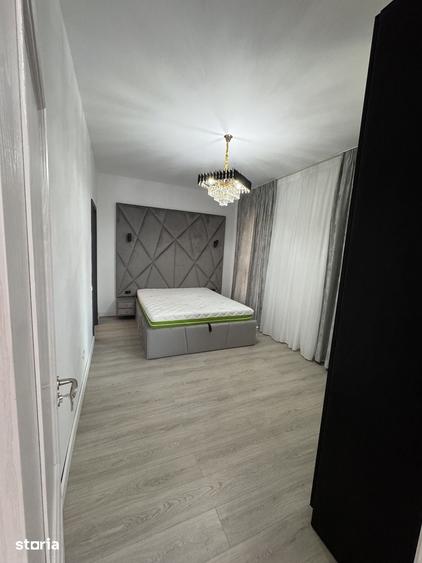 Casă cu 4 camere cu Teren 350 Mp în Central