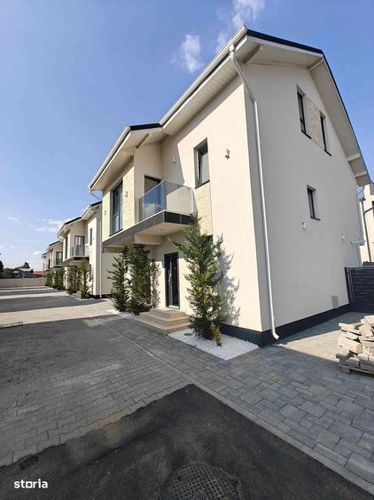 Casă cu 4 camere cu Teren 210 Mp în Drumul Taberei