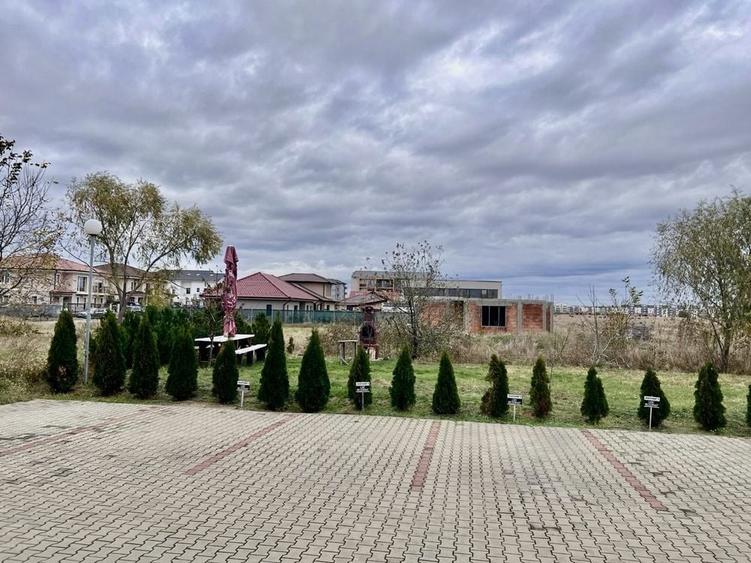 Apartament cu 2 camere decomandat în Giroc