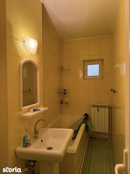 Apartament cu 2 camere decomandat în Port