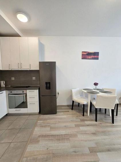 Apartament cu 2 camere semidecomandat, mobilat în Mihai Bravu