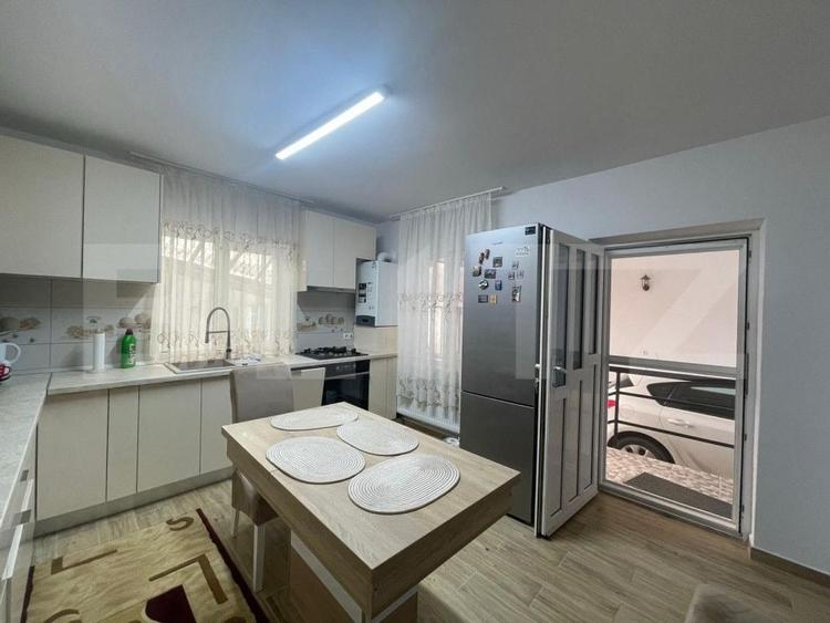 Casă spațioasă cu 5 camere, 180 mp utili și teren 720 mp – zona Barițiu - 14