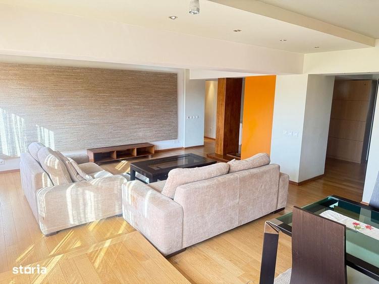 Apartament cu 4 camere în Ultracentral