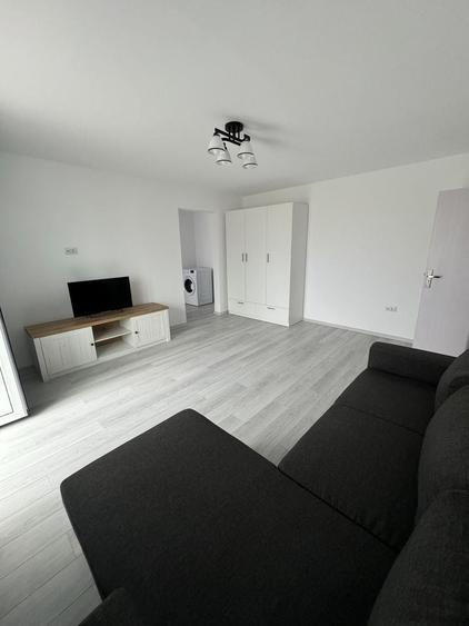 Apartament cu 2 camere decomandat în Exterior Vest