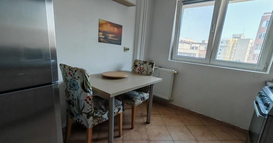 Apartament cu 2 camere semidecomandat, mobilat în Iancului