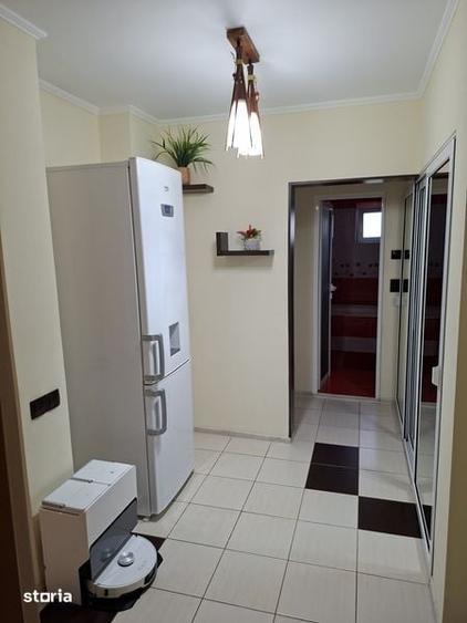 Ofer spre inchiriere apartament cu 2 camere cf.1 decomandat - 1