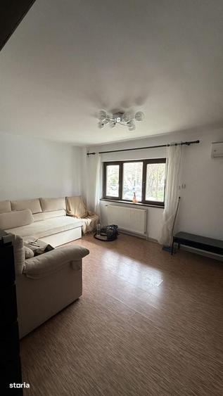 Apartament cu 2 camere decomandat în Aviației