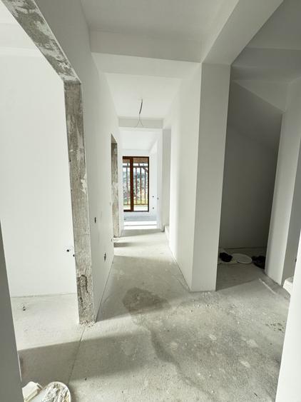 Casă individuală cu 4 camere cu Teren 800 Mp în Chinteni