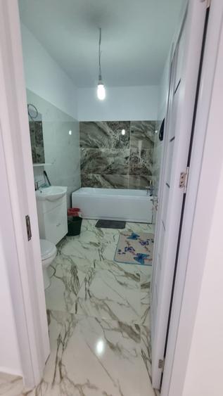 Apartament cu 2 camere decomandat în Colentina