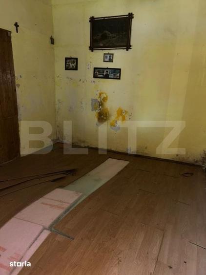 Casă cu 6 camere cu Teren 600 Mp în Central