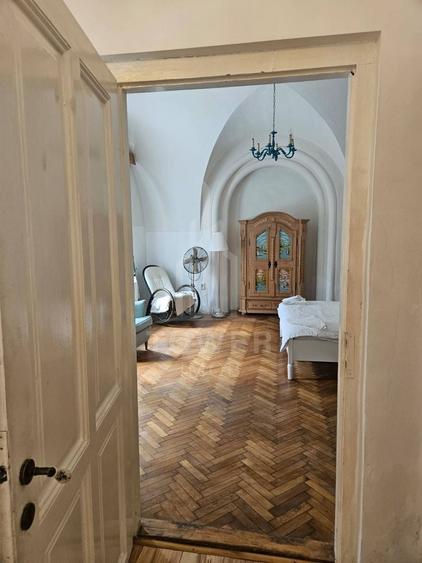 Apartament cu 2 camere decomandat în Orașul de Jos