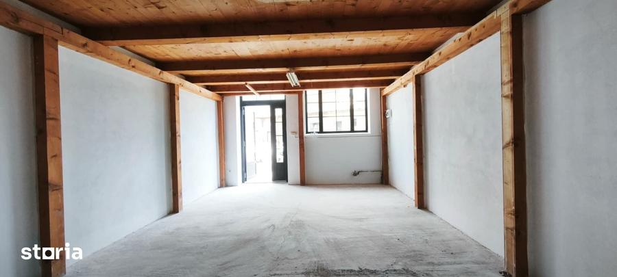 Spațiu comercial, de 40 mp, în Semicentral