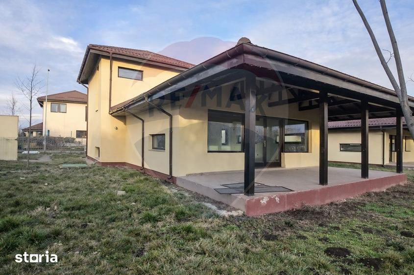 Vila 4 camere de vanzare Crevedia cartier privat 454mp teren - 7