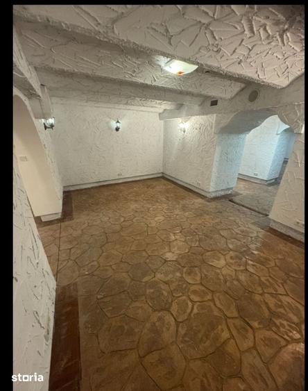 Casă cu Teren 380 Mp în Băneasa
