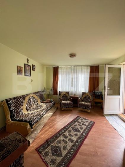 Casă individuală cu 6 camere cu Canalizare în Săndulești