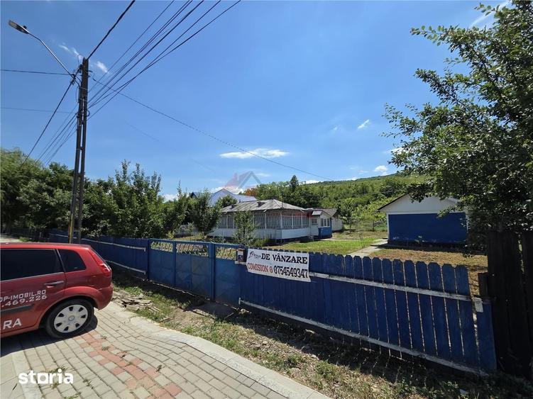 Teren de 4800 mp, în Tomești