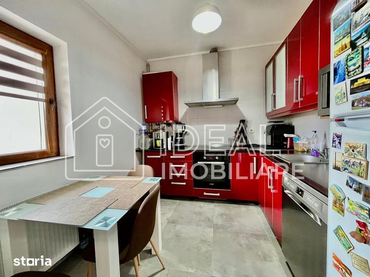 Apartament cu 3 camere decomandat în Central
