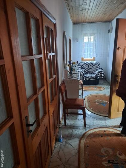Casă cu 5 camere cu Teren 600 Mp în Central