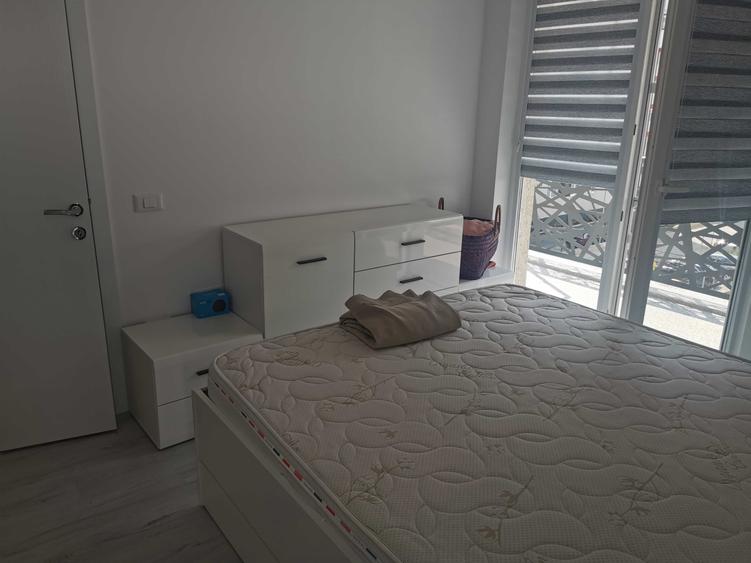 Apartament cu 2 camere decomandat în Exterior Vest