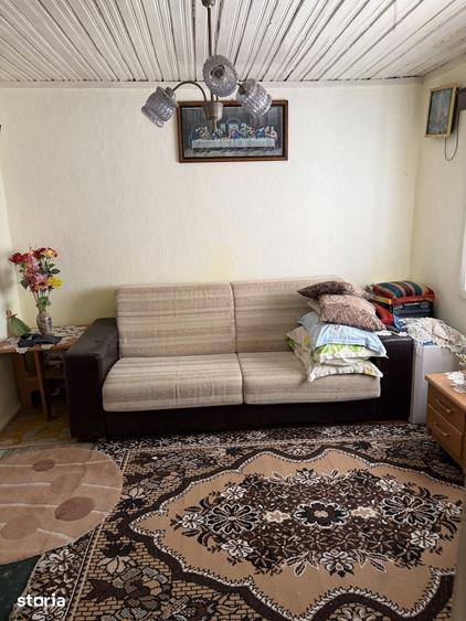 Casă cu 4 camere cu Teren 1386 Mp în Sohatu