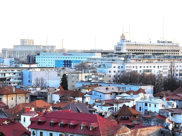 Garsonieră decomandată în Titulescu