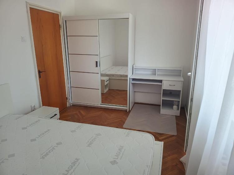 Apartament cu 3 camere decomandat în Grigorescu