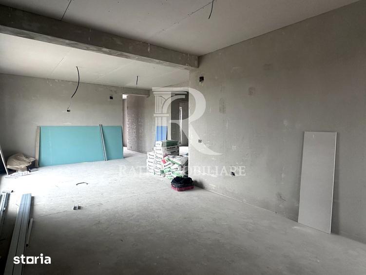 Casă cu 4 camere cu Teren 500 Mp în Sântandrei
