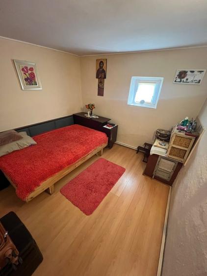 Casă individuală cu 4 camere cu Teren 2900 Mp în Iulia